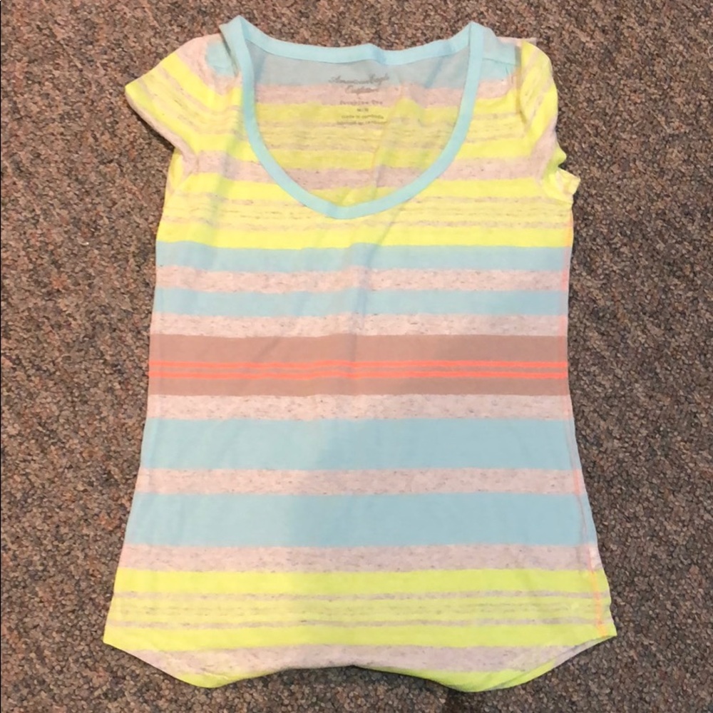 American Eagle T shirt